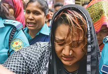 তিন নেত্রীর প্রশ্রয়ে বেপরোয়া হয়ে ওঠেন পাপিয়া