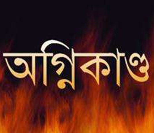 টঙ্গীতে তুলার গুদামে আগুন