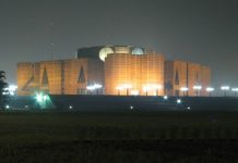 সরকার ১০ বছরে দুই লাখ কোটি টাকা ঋণ নিয়েছে: সংসদে অর্থমন্ত্রী