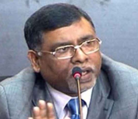 আর কাউকে আনা হচ্ছে না, এই মুহূর্তে চীন থেকে।