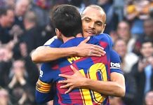 মেসি জড়িয়ে ধরেছিলেন, তাই কখনো জার্সি ধোবেন না মার্টিন