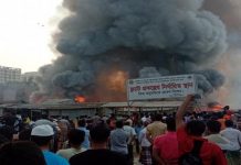 মিরপুরের রূপনগর বস্তির আগুন নিয়ন্ত্রনে