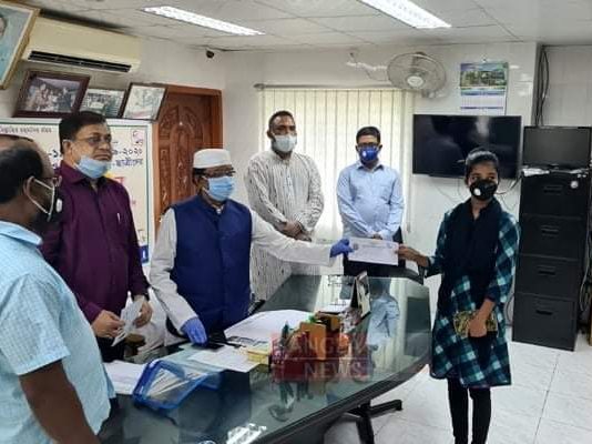 খুলনা জেলা পরিষদ হতে শিক্ষাবৃত্তি পেলো ৪৫০ জন দরিদ্র মেধাবী শিক্ষার্থী।