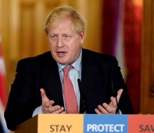 শিথিল হচ্ছে লকডাউন, প্রাণ ফিরে পাচ্ছে ব্রিটেন