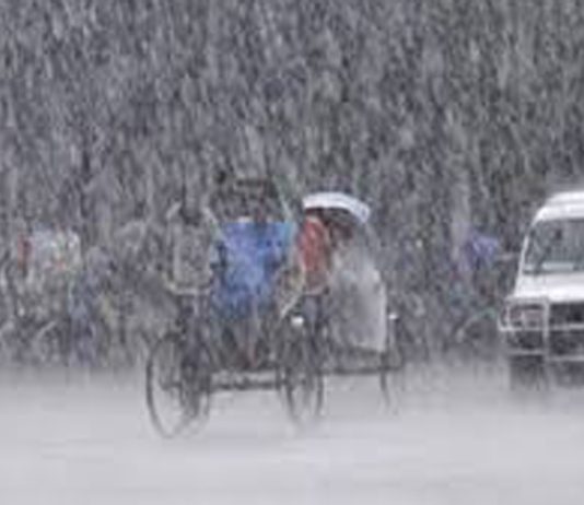 রংপুরে ৪৩৩ মিলিমিটার বৃষ্টি! শত বছরের ভাঙল রেকর্ড, ৫০ হাজার মানুষ পানিবন্দি