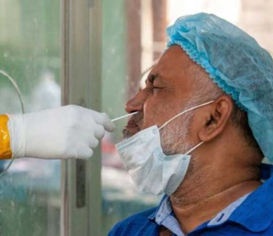 করোনায় আরো ৩২ জনের মৃত্যু, শনাক্ত ১৪৩৬