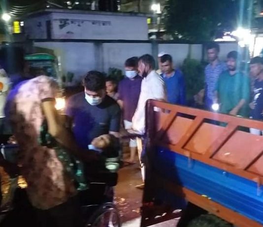 নোয়াখালীতে বাস-সিএনজির সংঘর্ষে প্রাণ গেলে দু’জনের