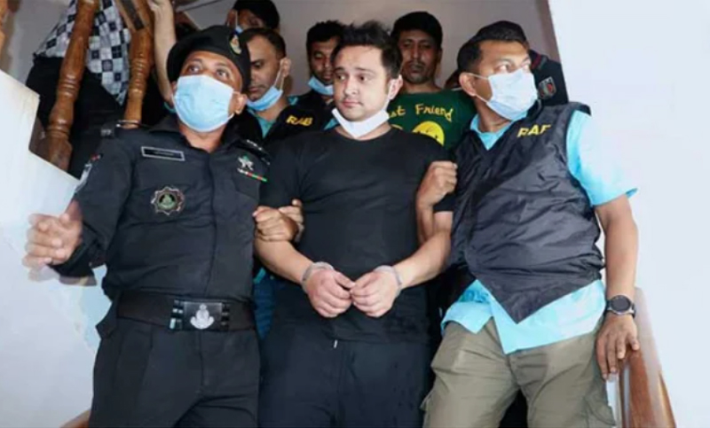 র্যাবের অভিযানে গ্রেপ্তার হাজী সেলিমপুত্র ইরফান, ফাইল ছবি।