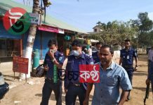 আমুরোড বাজারে দু’পক্ষের মানব বন্ধনে প্রশাসনের নিষেধাজ্ঞা ও পুলিশ মোতায়েন!