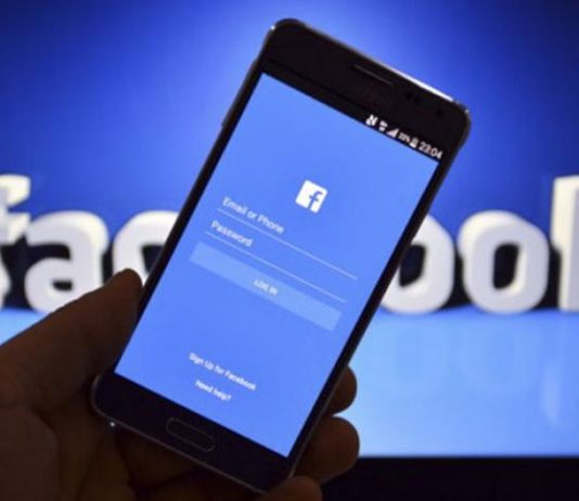 ৩৭১টি ফেসবুক অ্যাকাউন্টের তথ্য চেয়েছে সরকার