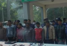 ফরিদপুরের ভাঙ্গায় ১০ ডাকাত আটক, অস্ত্র ও গুলিসহ ডাকাতিকরন মালামাল উদ্ধার