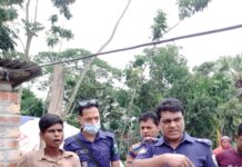 নওগাঁ মান্দায় সতিহাট বাস স্ট্যান্ড নারায়ন ম্যানসনে মোবাইল দোকান চুরি আটক -১ নওগাঁ মান্দায় সতিহাট বাস স্ট্যান্ড নারায়ন ম্যানসনে মোবাইল দোকান চুরি আটক -১