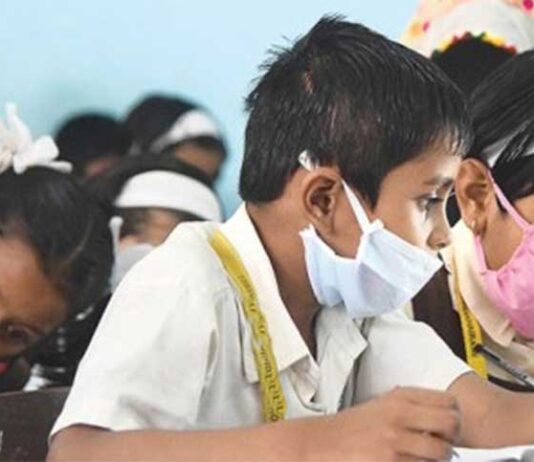 ‘শিক্ষার্থীদের ভ্যাকসিন দেয়ার পর শিক্ষাপ্রতিষ্ঠান খুলে দেওয়া সম্ভব হবে’