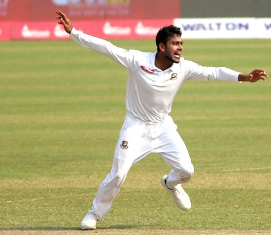 টেইলরকে সেঞ্চুরি বঞ্চিত করলেন মিরাজ