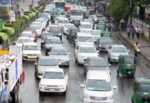 চেনা চেহারায় ঢাকা, রাজধানীর সড়কের চিত্র প্রায় স্বাভাবিক