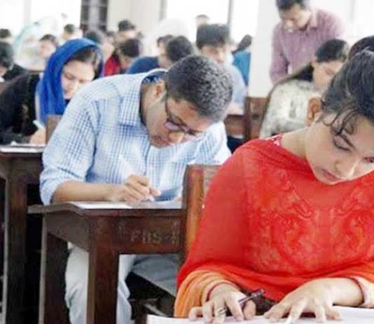 শুক্রবার ১৪ পরীক্ষা, বিপাকে চাকরিপ্রত্যাশীরা