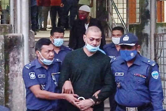 ৭ দফা সাক্ষ্যগ্রহণ শেষে অঝোরে কেঁদেছেন টেকনাফ থানার বরখাস্ত হওয়া ‘ওসি প্রদীপ’